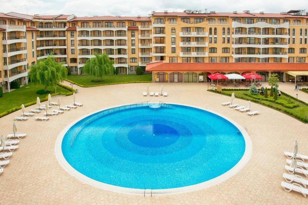 Royal Sun, 6 People, 600 M From The Sea Apartamento Sunny Beach Exterior foto