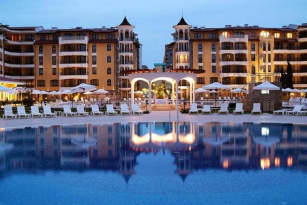 Royal Sun, 6 People, 600 M From The Sea Apartamento Sunny Beach Exterior foto